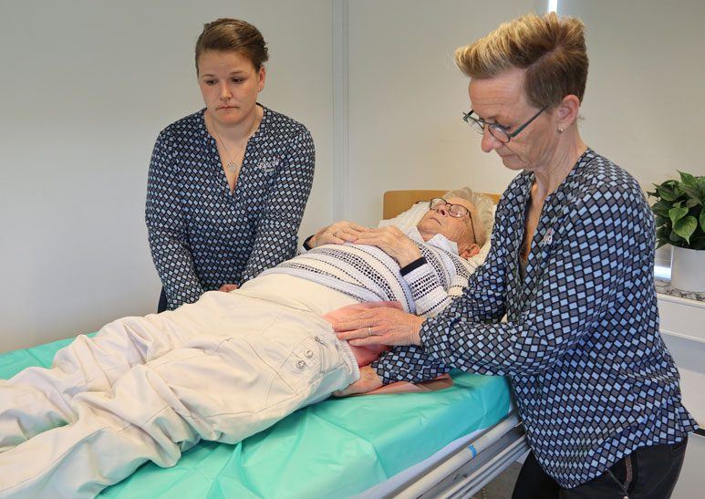 Bukser op med spilerdug trin 5